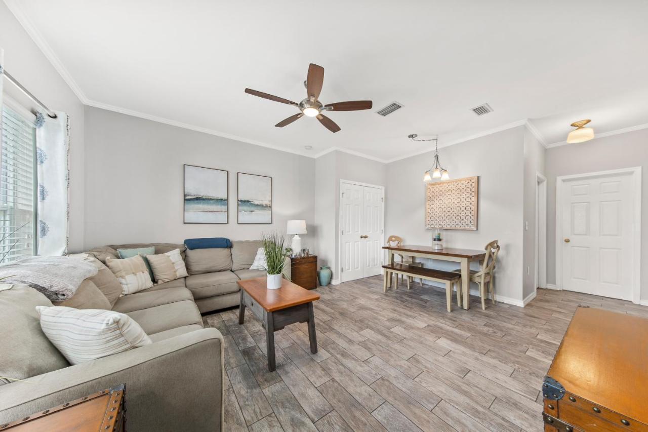 Summerescape - Retreat - Steps To Beach - Spaciouswestbeachcondo กัลฟ์ชอร์ส ภายนอก รูปภาพ